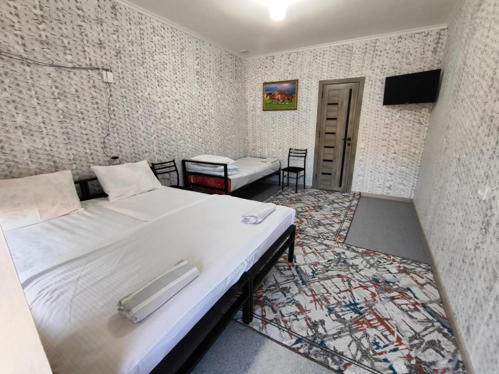 Guest House Sanat Naryn Exterior photo